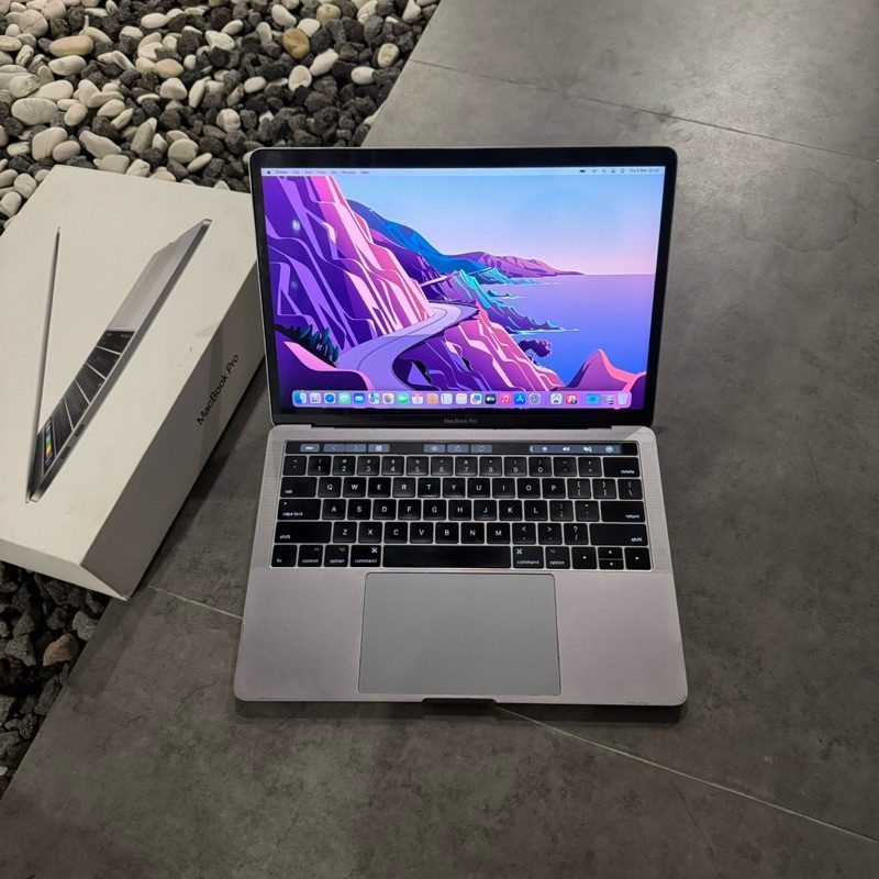 MacBook Pro 2017 i5 16/512 Touch Bar