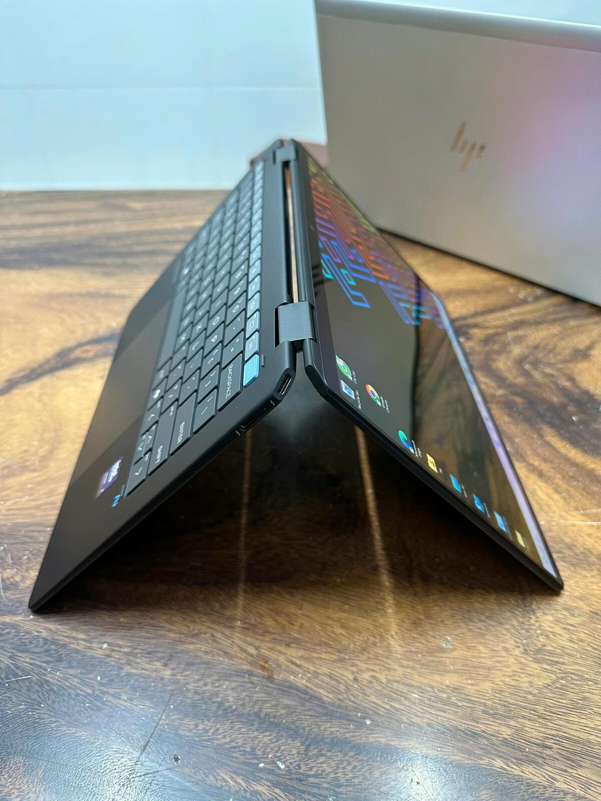 OMNIBOOK-ULTRA FLIP image 3